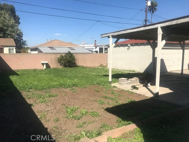 1519 W 110th photo 4