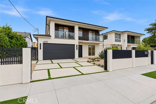 14931 Vose Street photo 2