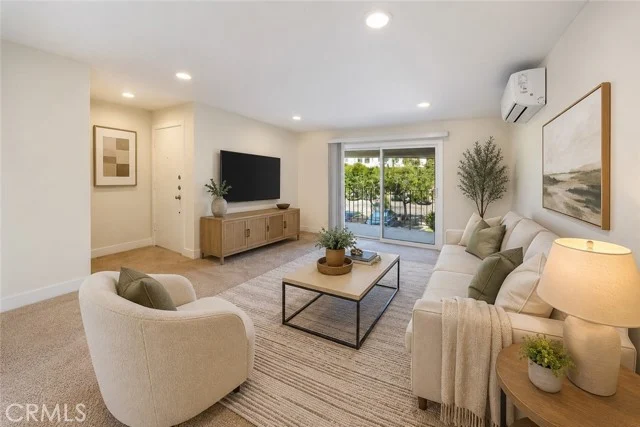 11138 Aqua Vista ST #19, Studio City