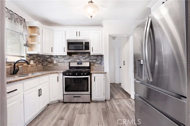 1438 S Woods photo 4