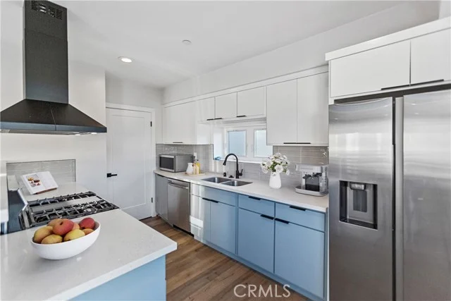 1724 Menlo Avenue photo 4