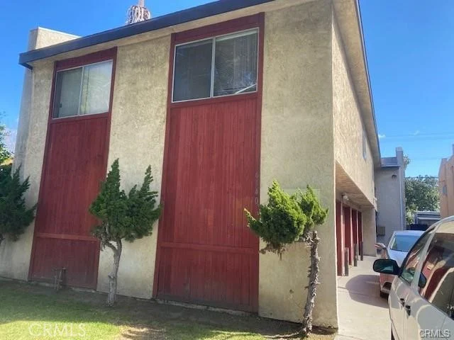6140 Orange Avenue photo 1