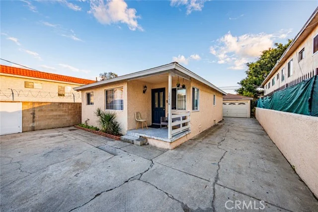 1516 W 226th photo 5