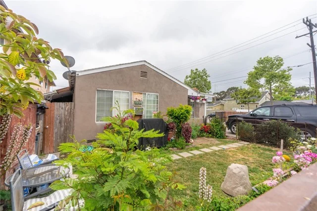 4954 W 118th Street, Hawthorne