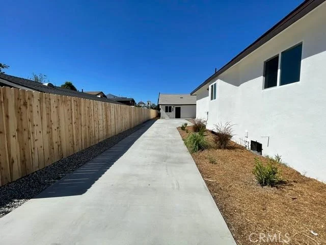 4427 Lima photo 5