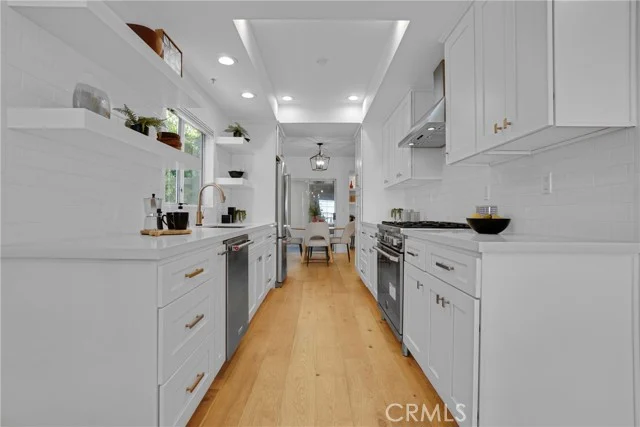 1871 Greenfield Avenue #102 photo 5