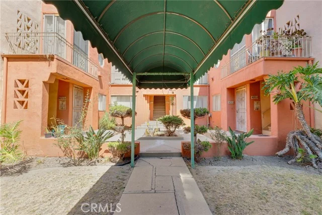 4261 Leimert Boulevard photo 2