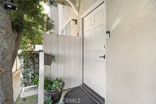 16800 saticoy #4 photo 3