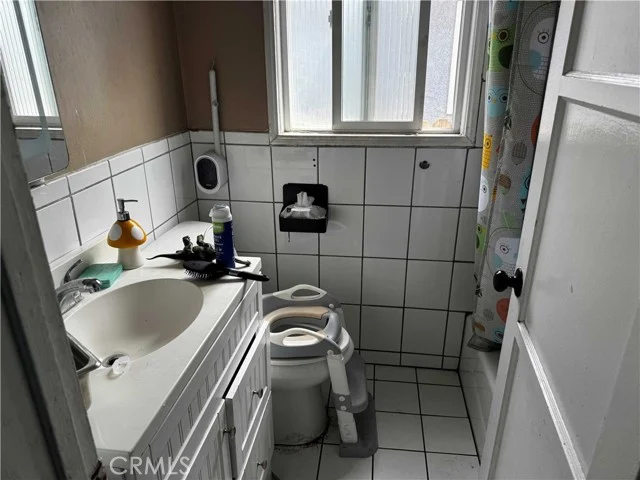 1511 E O Street photo 2