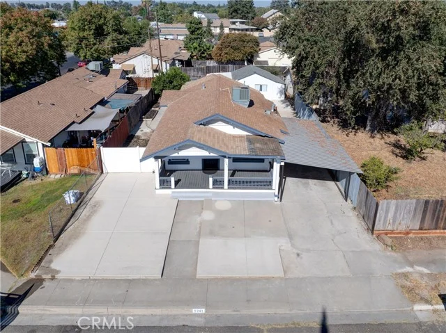 1241 6th Street photo 3