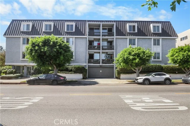 8635 FALMOUTH Avenue #203 photo 3
