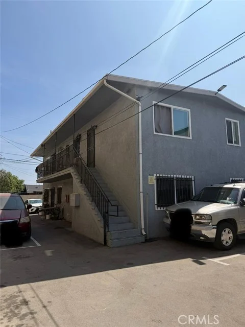 10012 S Broadway photo 2