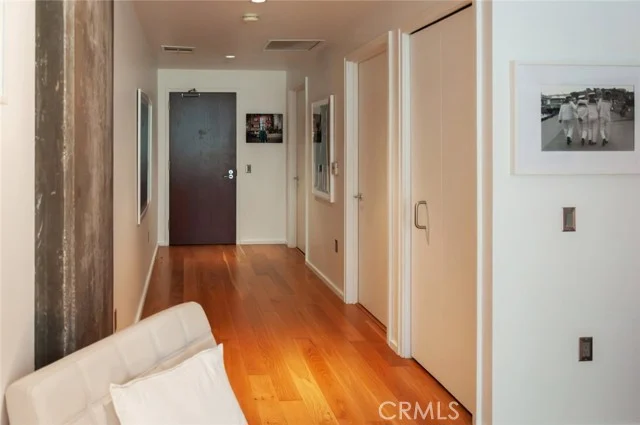 1155 S Grand #307, Los Angeles