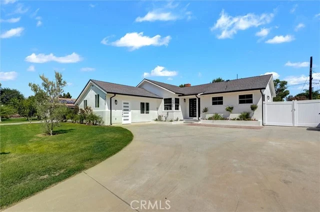 7746 Sunnybrae photo 2