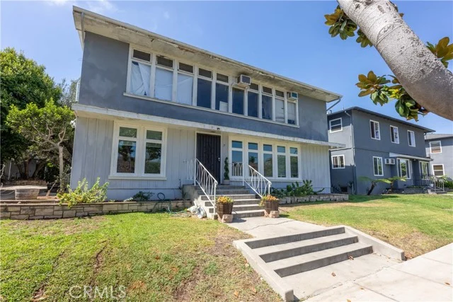 1014 E Carson St #7 photo 2