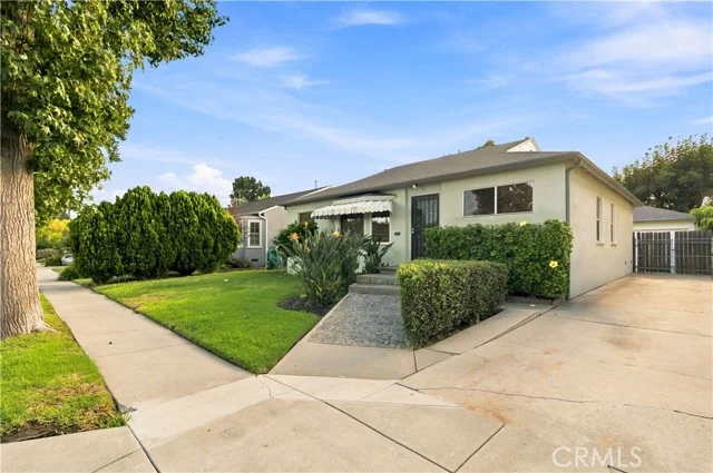 11231 Patom Drive photo 2