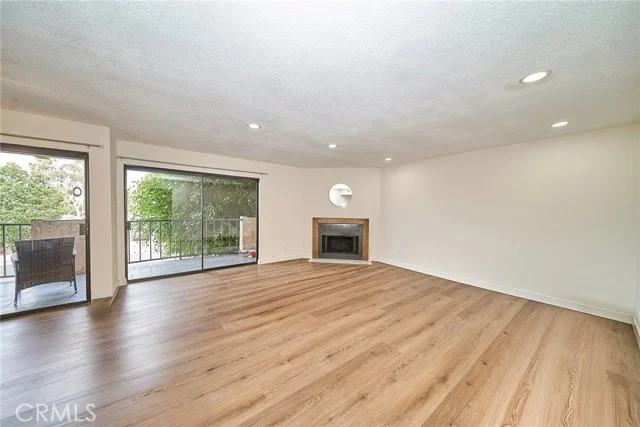605 Redondo Avenue #203 photo 2