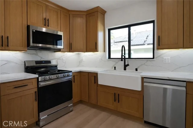 1307 Greenwood Ave photo 5
