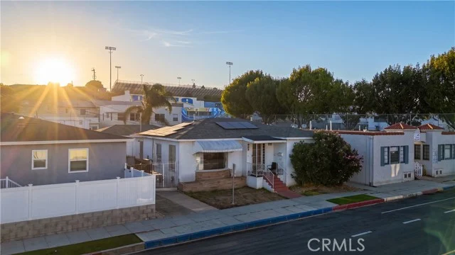 1631 S Cabrillo, Los Angeles