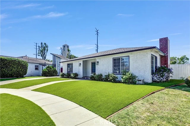3965 N Marshall photo 3