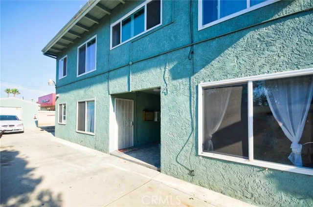 5174 Linden photo 4