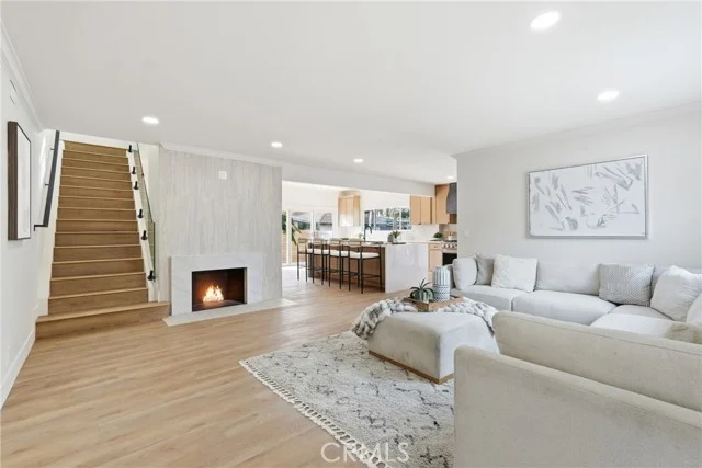 3675 Palo Verde, Long Beach