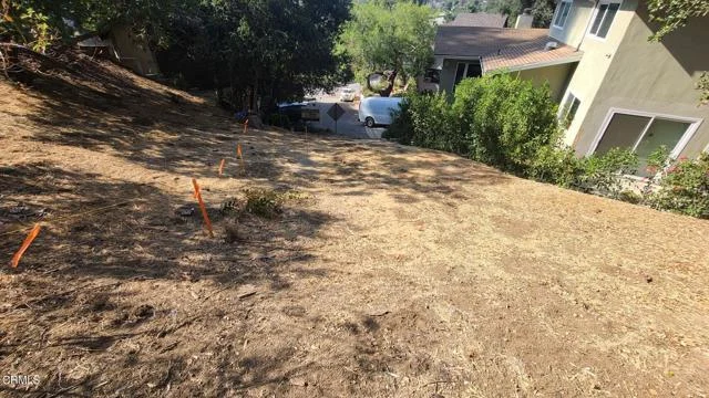 4637 Loleta Place photo 2