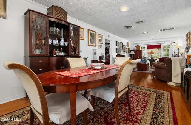 6654 Murietta Avenue photo 4