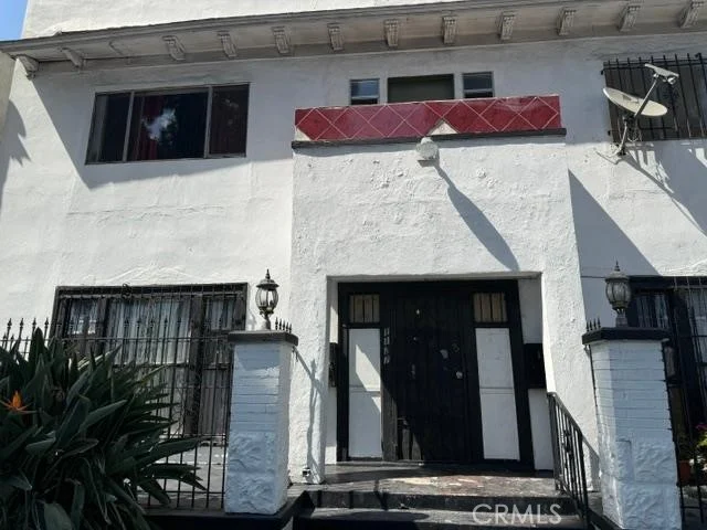 1127 W Martin Luther King Jr, Los Angeles