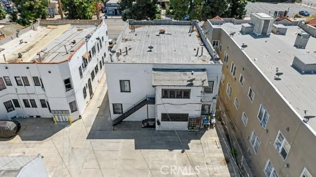 1127 W Martin Luther King Jr photo 5