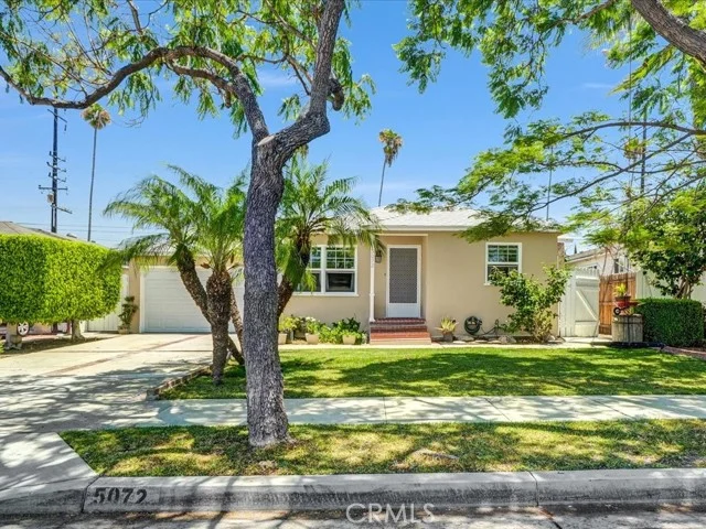 5072 Gardenia photo 2