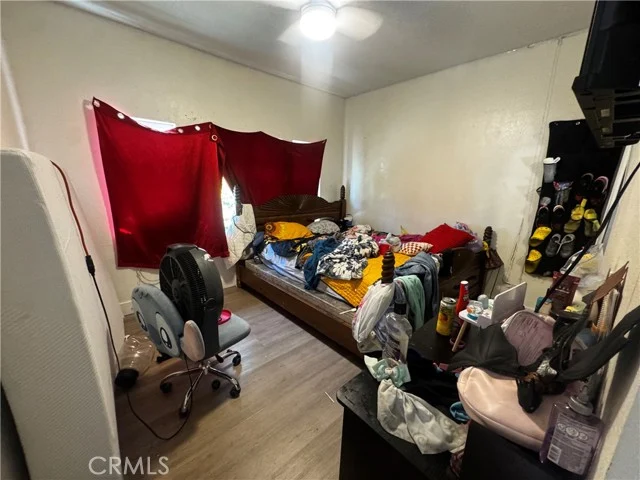 281 E 48th Street photo 3