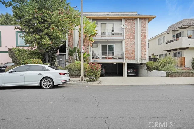 12735 Caswell #7, Los Angeles