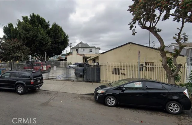 6201 S Figueroa Street photo 2