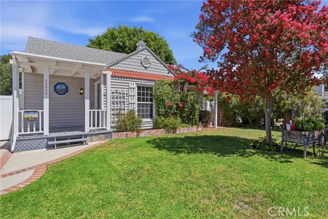 11957 Collins Street photo 4