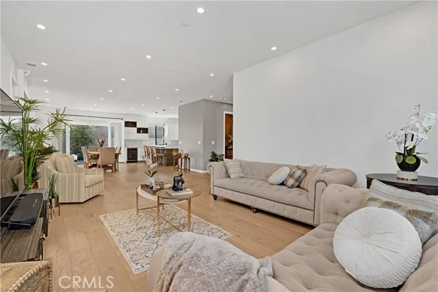 17812 Bromley Court photo 3