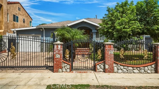 6846 Jellico Avenue photo 3