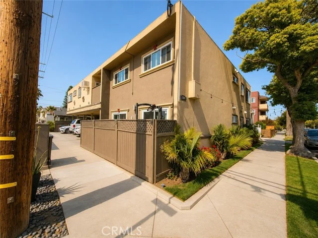1805 E 6th photo 3