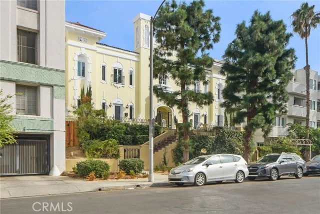 326 S Kingsley photo 2