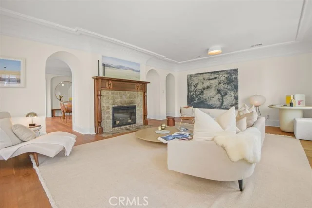 326 S Kingsley photo 3