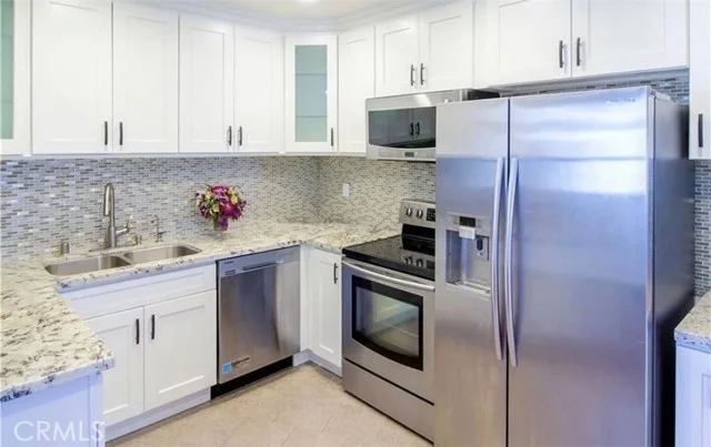 11820 Mayfield #317 photo 2