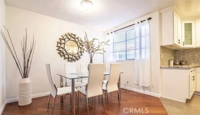 11820 Mayfield #317 photo 5
