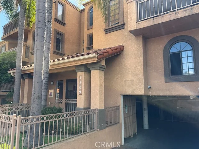 1509 Stanley #108 photo 3