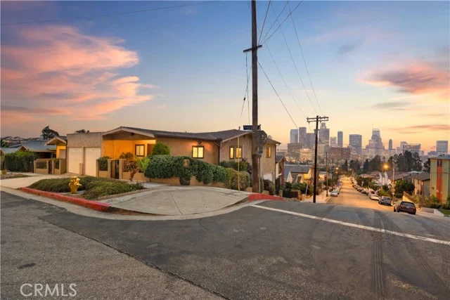 1024 Figueroa Terrace, Los Angeles