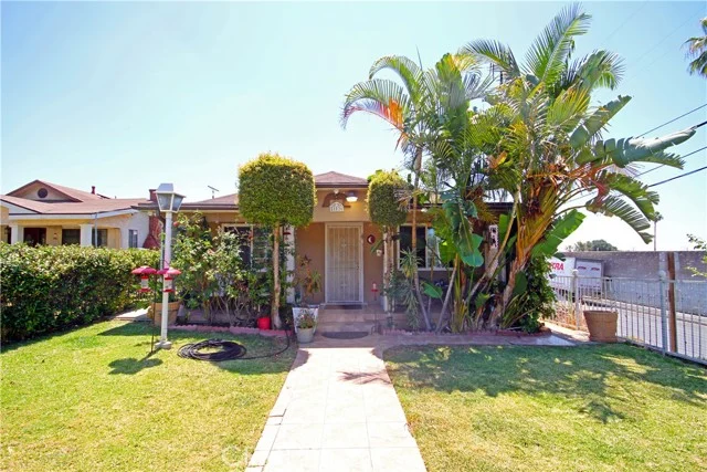 1036 S Grande Vista photo 1