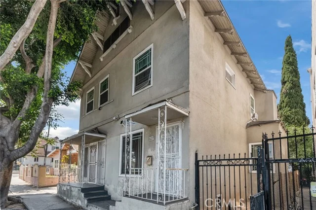 627 S Soto, Los Angeles