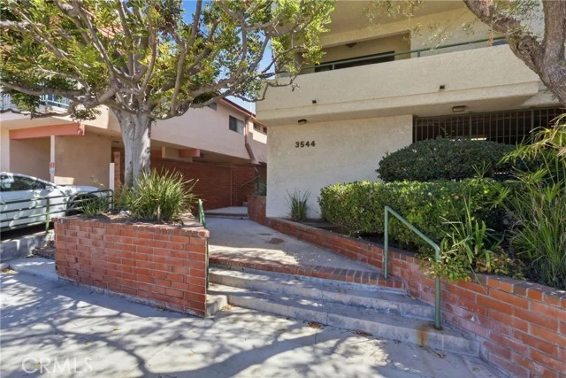 3544 S Centinela #107 photo 3