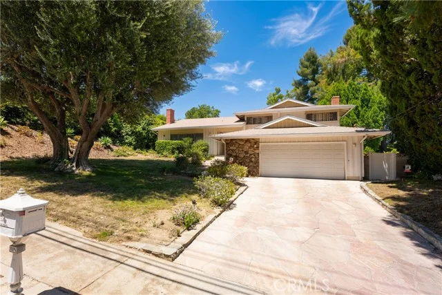 4807 Ellenita Avenue, Tarzana