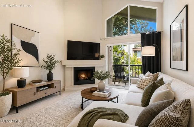 21400 Burbank Boulevard #306, Woodland Hills