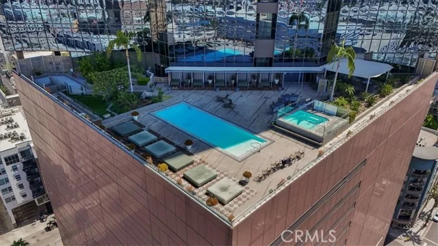 1100 Wilshire Boulevard #1812 photo 3